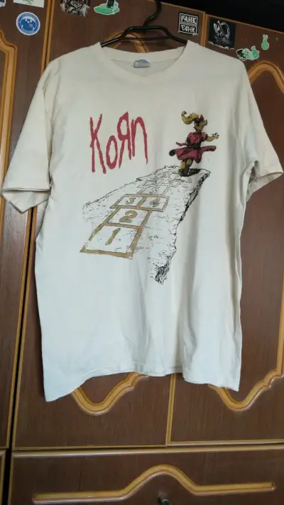 Polera Korn Yazbek talla L - miniatura 1