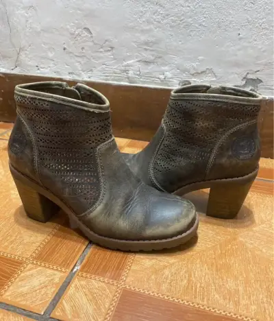 Botines de cuero estilo desgato marca panama pack - miniatura 1