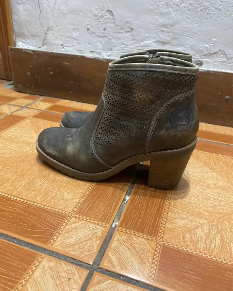 Botines de cuero estilo desgato marca panama pack - 2