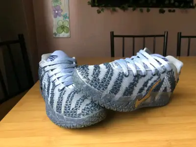 Zapatillas deportivas - miniatura 1
