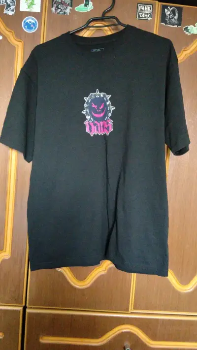 Polera negra Vans con diseño gráfico - miniatura 1