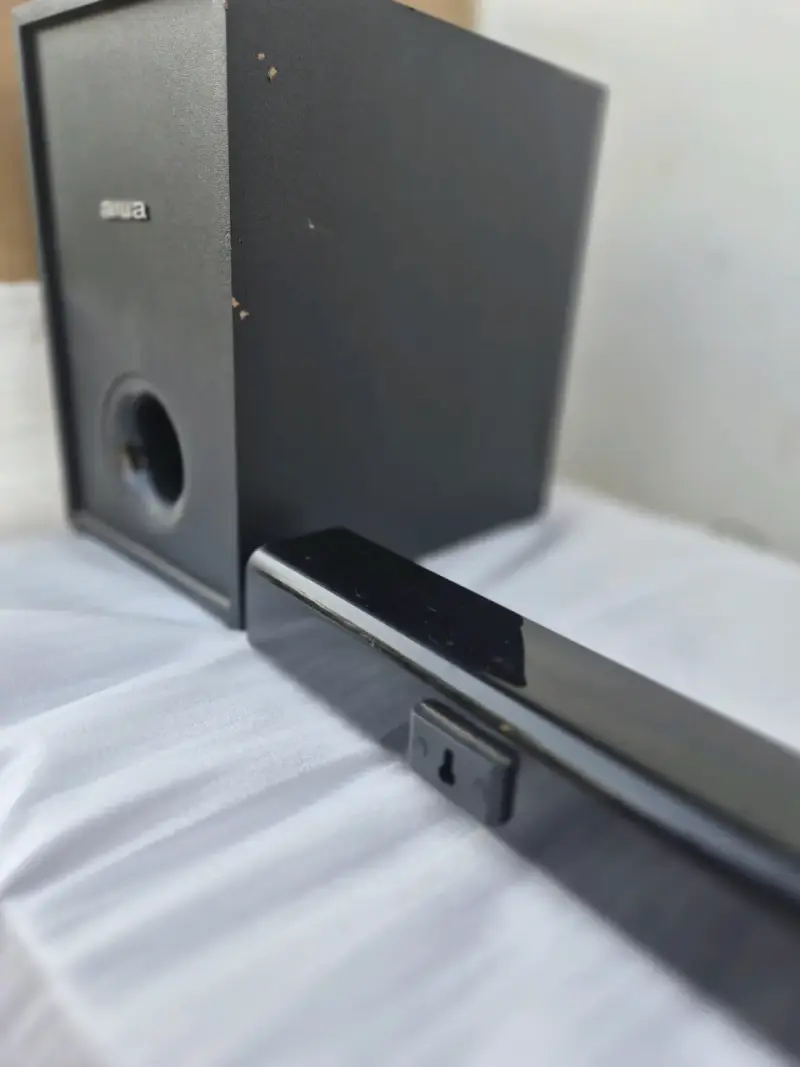Barra de Sonido Aiwa con Subwoofer 2.1 - 3