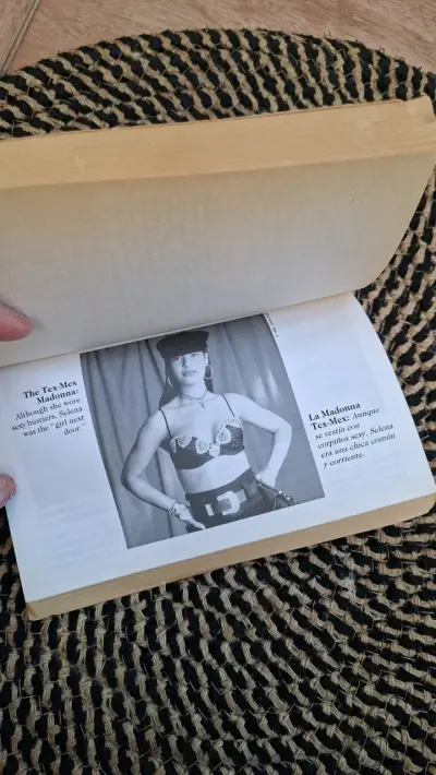 Libro biográfico 'Selena!' de Clint Richmond - miniatura 4