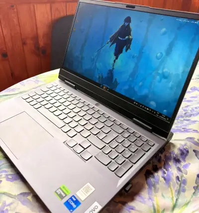 Notebook  Lenovo i7 13620 4060 RTX - miniatura 2