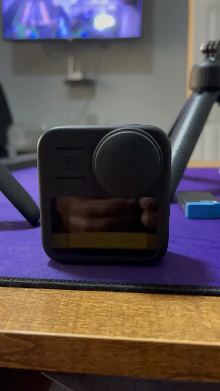 📸 GoPro 360 – Captura todo desde cualquier ángulo - 1