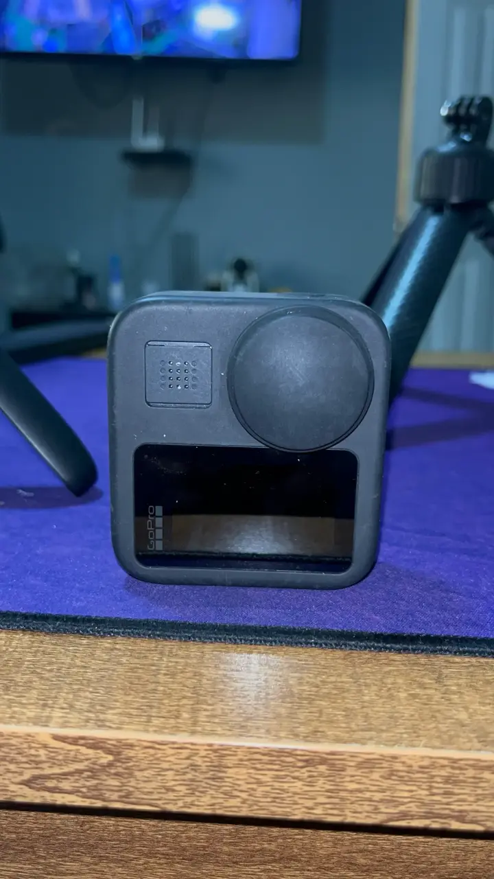📸 GoPro 360 – Captura todo desde cualquier ángulo - 2