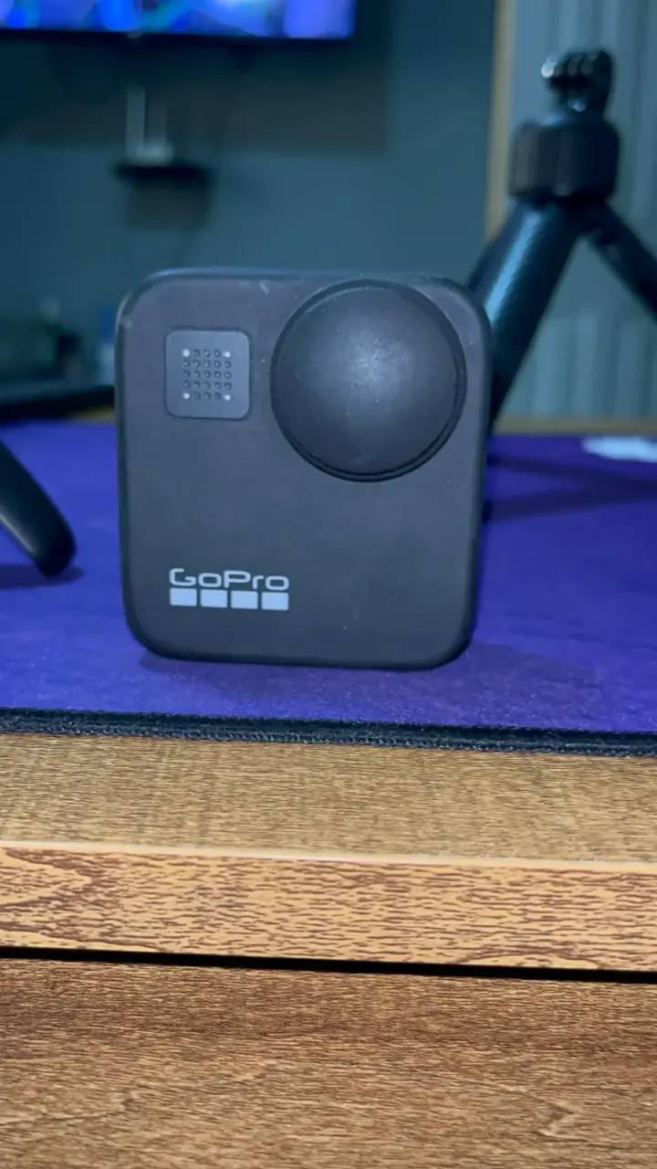 📸 GoPro 360 – Captura todo desde cualquier ángulo - 3