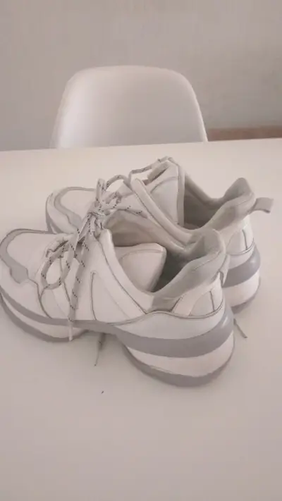 Zapatillas y botin mujer - miniatura 2
