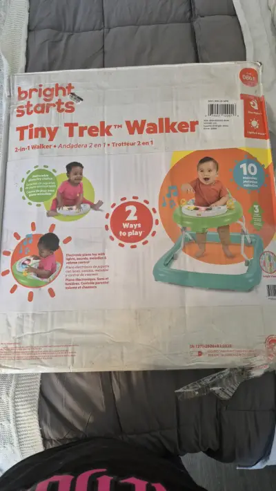 Andador Bright Starts Tiny Trek 2 en 1 - miniatura 1
