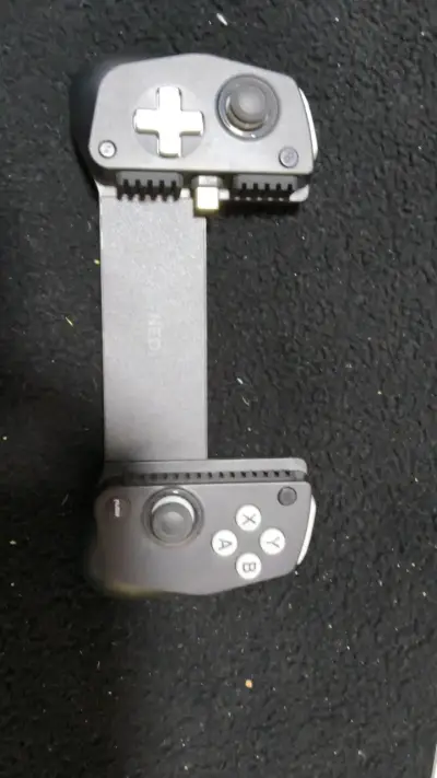 Controlador de juegos Nubia para smartphone - miniatura 1