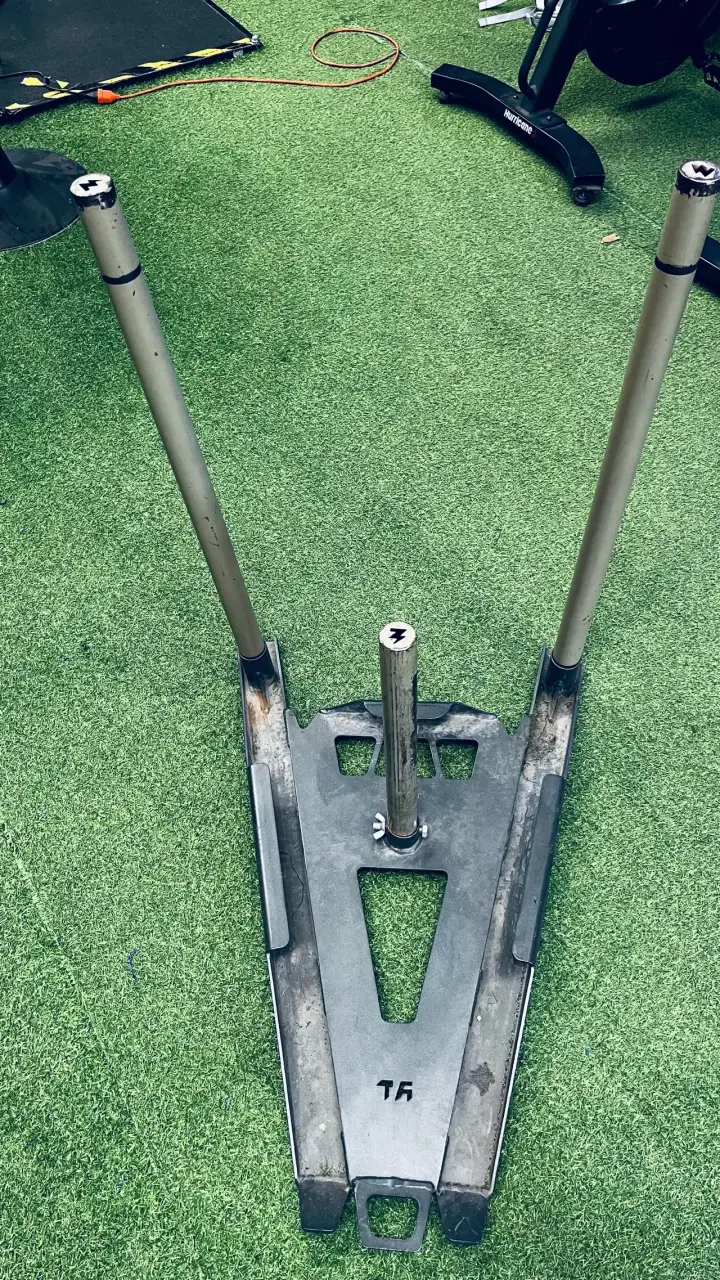 Trineo de empuje para entrenamiento de fuerza - 2