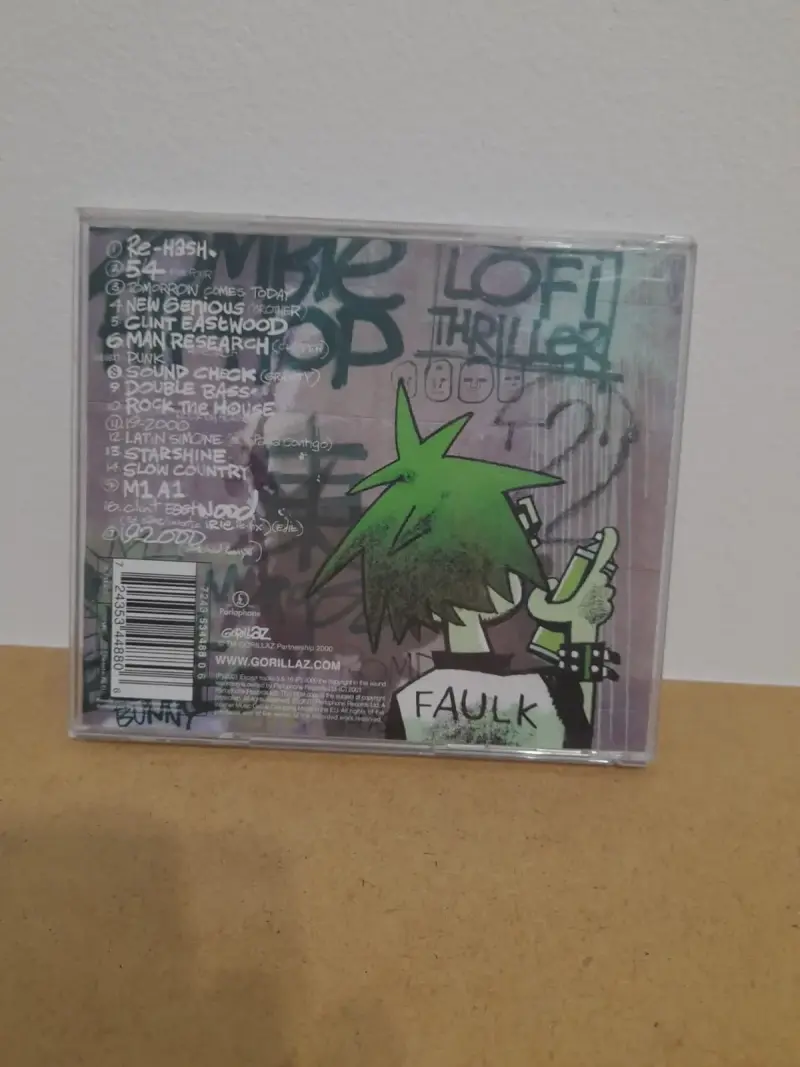 CD Gorillaz álbum debut - 4