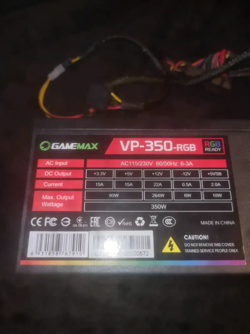 Fuente de Poder GameMax VP-350-RGB 350W - 2