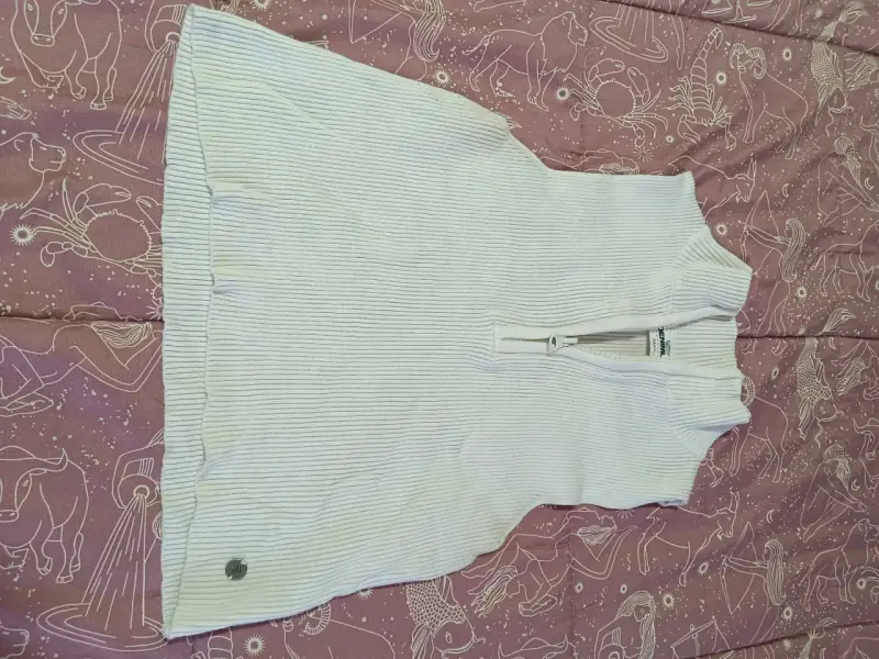 Chaleco sin mangas blanco con cierre - 1