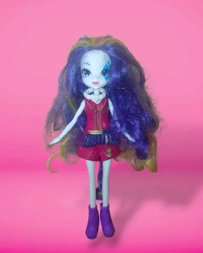 Muñeca Equestria Girls con Vestido Colorido - miniatura 3