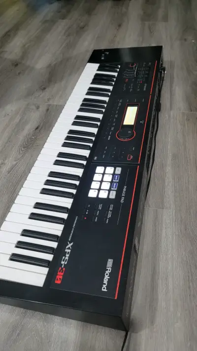 Teclado sintetizador Roland XPS-30 en buen estado - miniatura 3