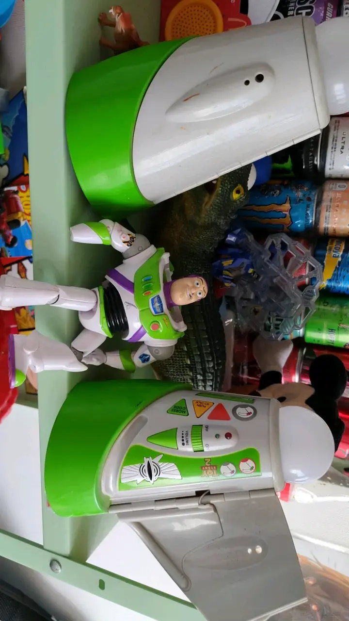 Proyector de Juguete Toy Story Buzz Lightyear - 1