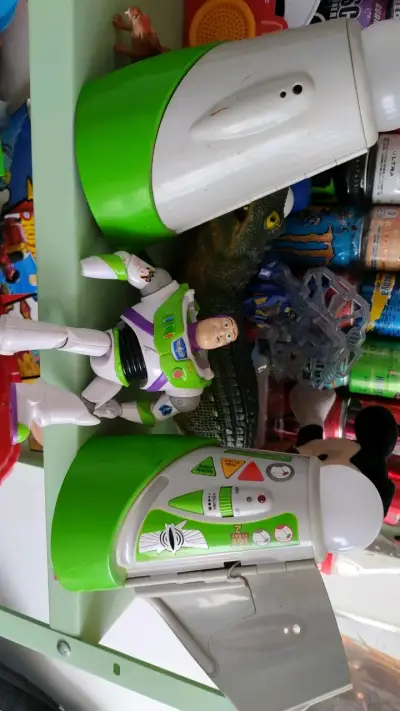 Proyector de Juguete Toy Story Buzz Lightyear - miniatura 1