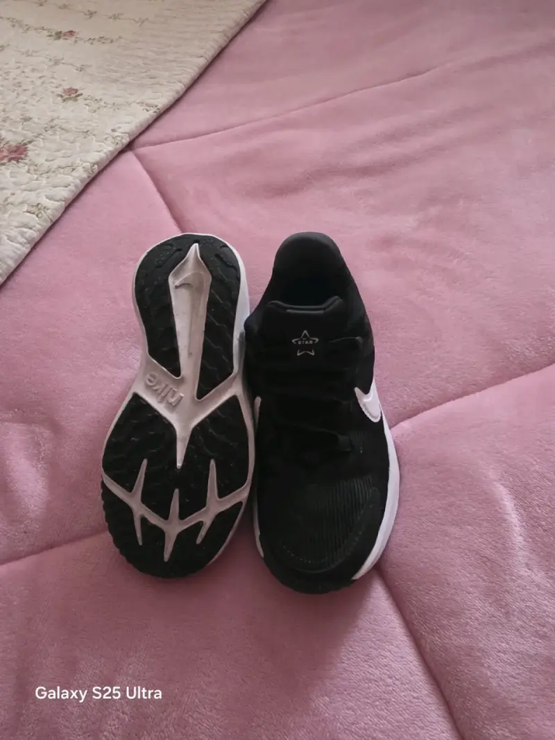 Zapatillas deportivas  Nike para correr niño 29.5 - 2