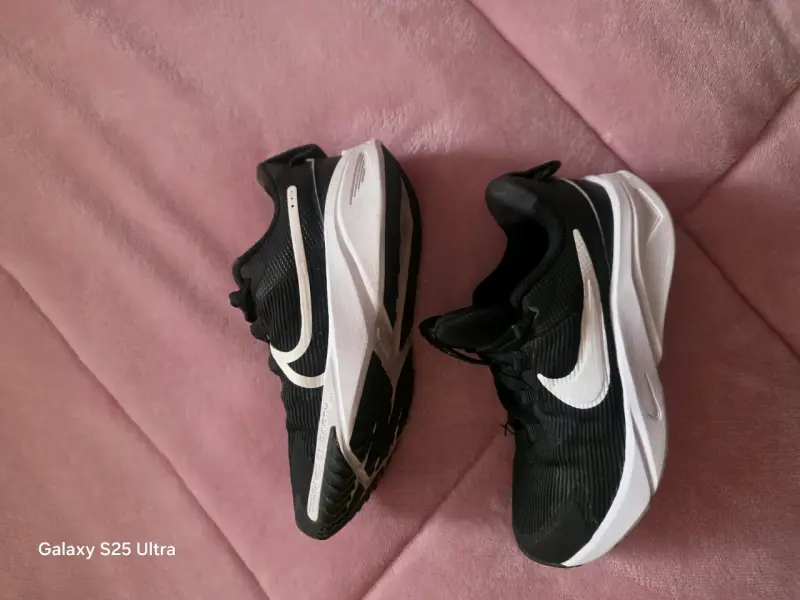 Zapatillas deportivas  Nike para correr niño 29.5 - 3