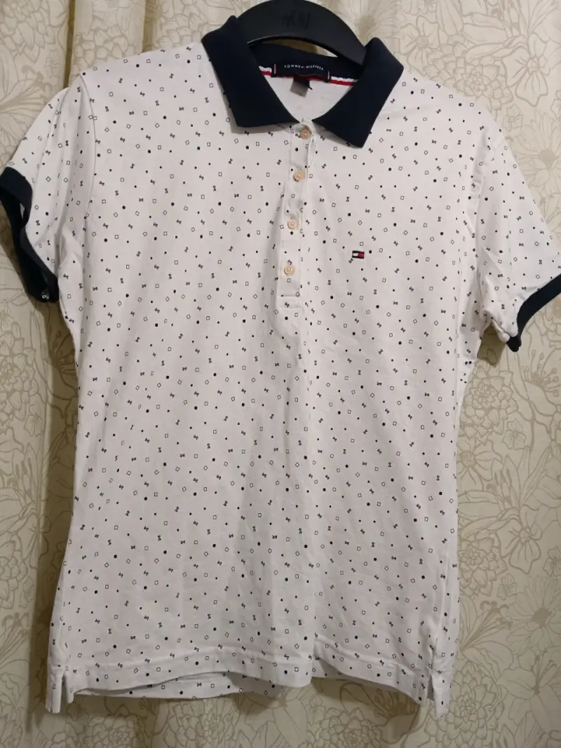 Polera Polo Blanca Tommy Hilfiger Estampada - 1