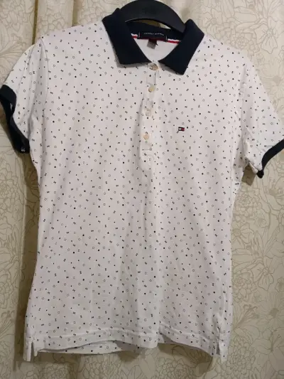 Polera Polo Blanca Tommy Hilfiger Estampada - miniatura 1