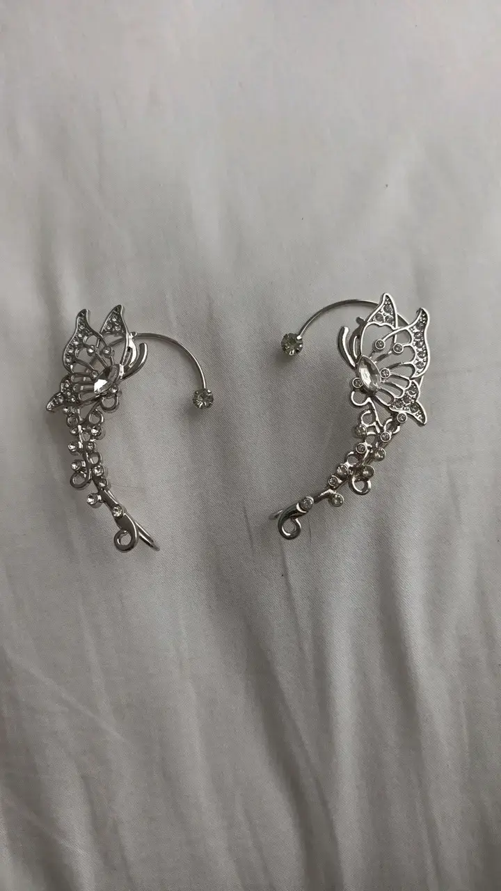 Aros de mariposa estilo ear cuff plateados - 1