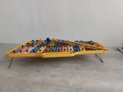 Xilófono Glockenspiel de Colores con Baquetas - miniatura 2