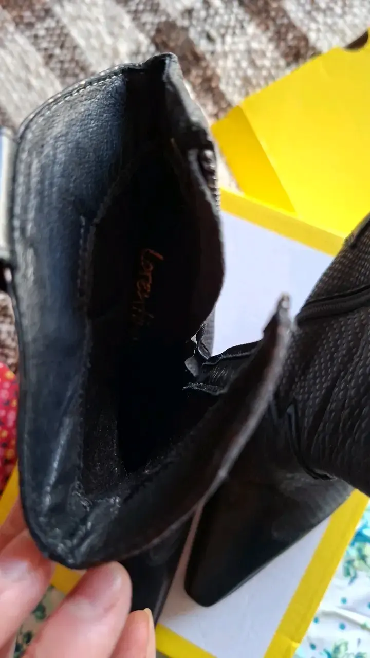 Botines de cuero negro con tacón alto número 35 - 4