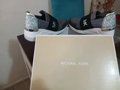 Zapatillas deportivas Michael Kors grises - miniatura 3