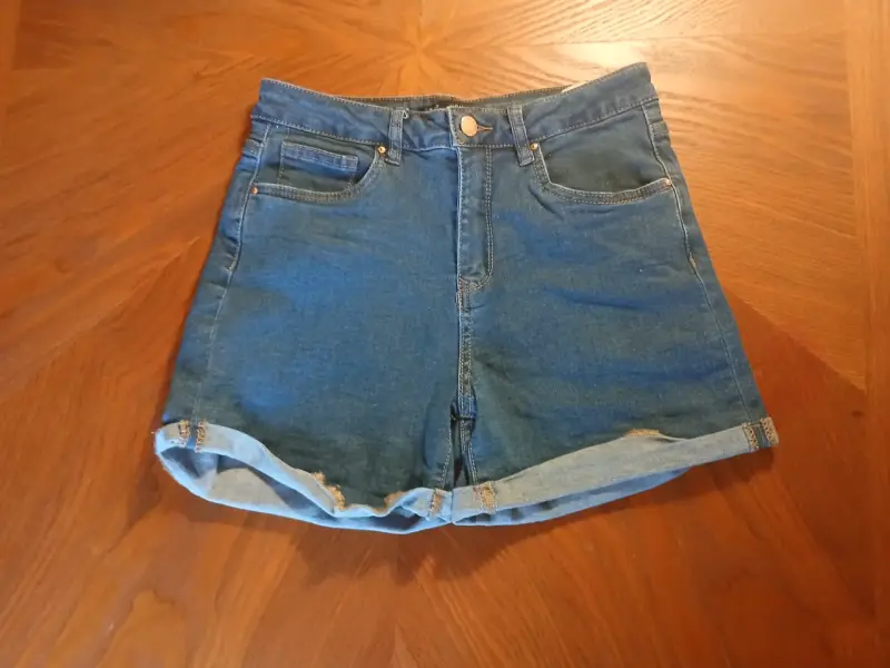 Shorts de mezclilla azul para mujer