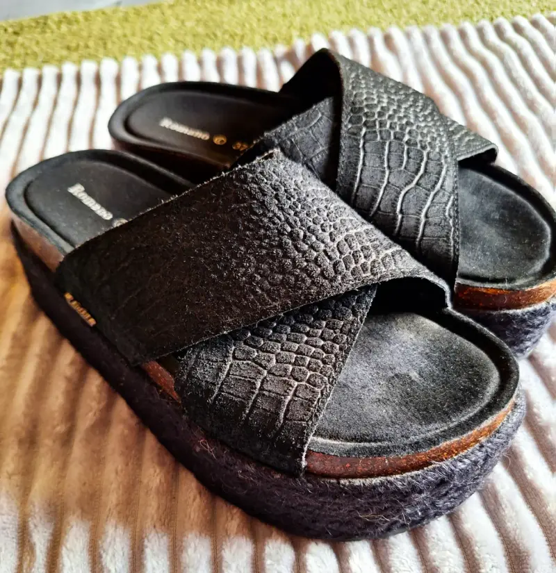 Sandalias negras Romano - 1