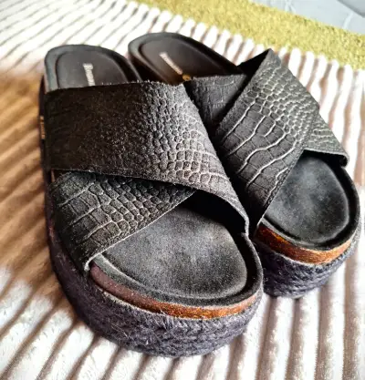 Sandalias negras Romano - miniatura 2