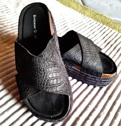 Sandalias negras Romano - miniatura 5