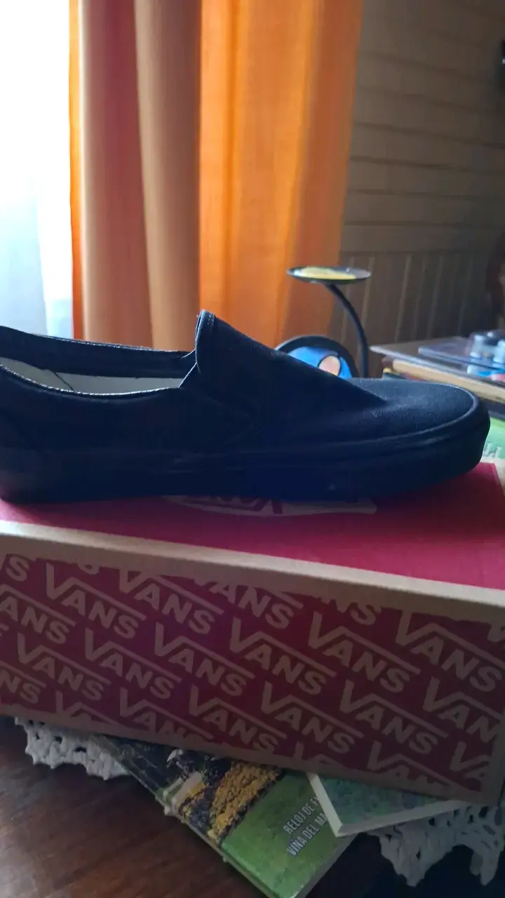 Zapatillas Vans Classic Slip-On negras - 2