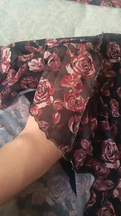 Vestido floral de manga larga en tonos rosas - miniatura 3