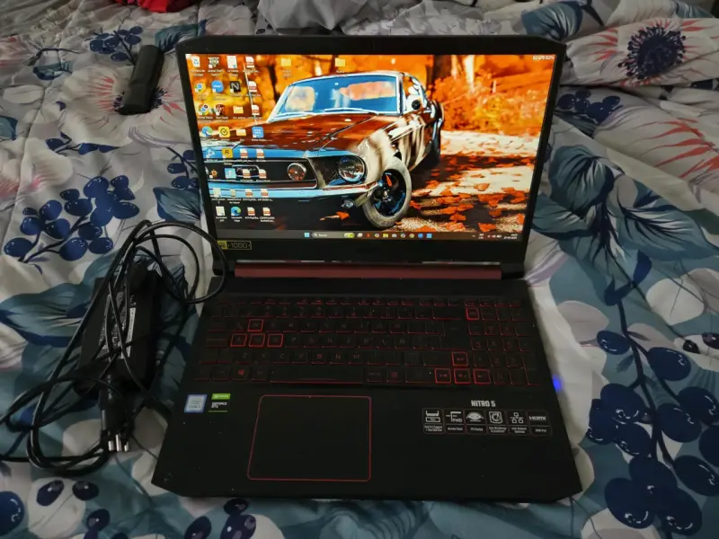 Laptop Acer Nitro 5 con teclado retroiluminado - 4