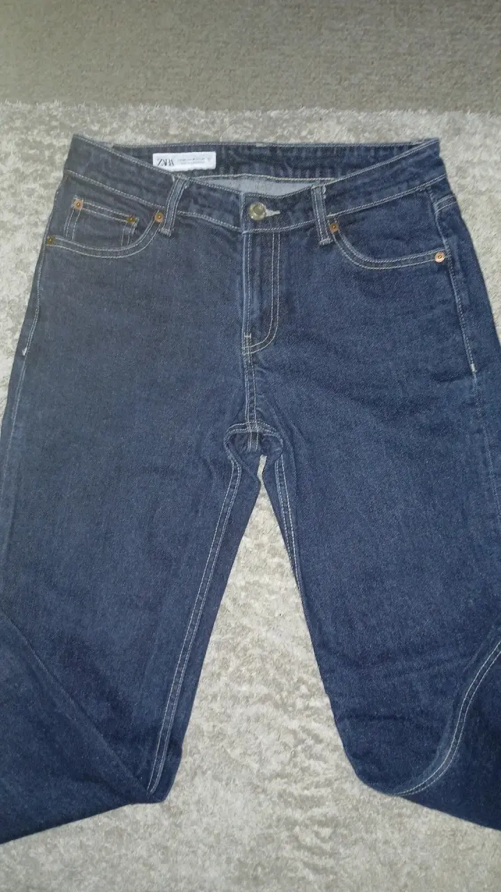 Jeans azul oscuro Zara para mujer - 2