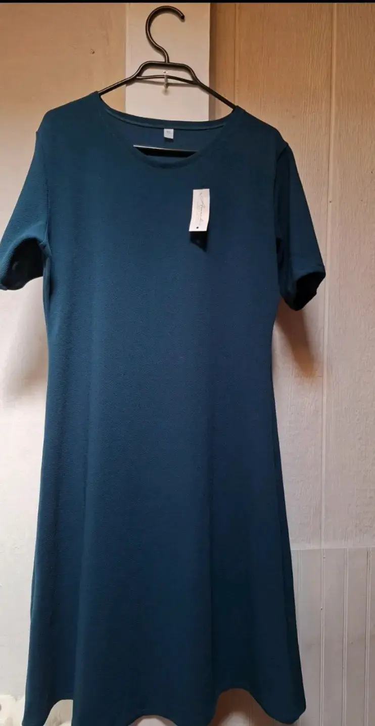 Vestido azul de manga corta elegante - 2