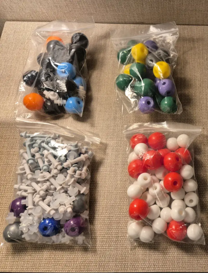 Kit de Modelos Moleculares 240 Piezas - 1