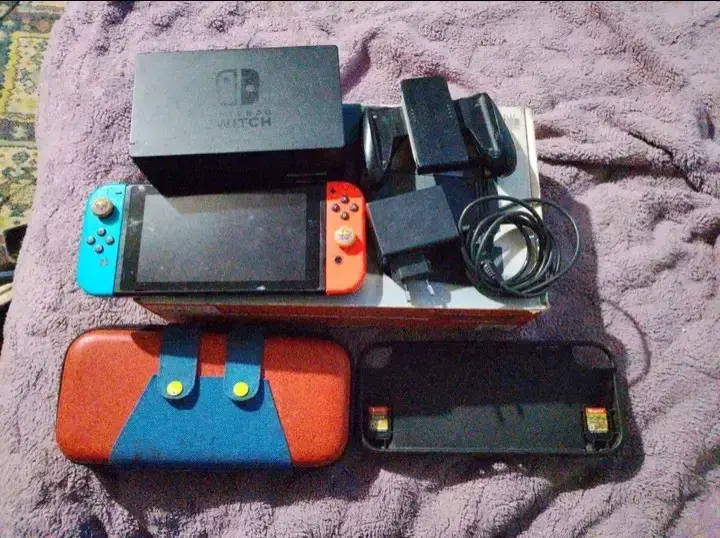 Nintendo Switch v1 - 5