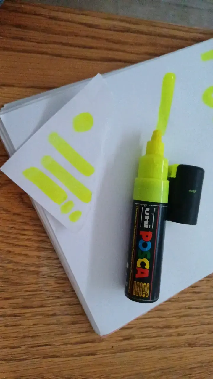 Marcador amarillo Uni Posca punta gruesa - 3