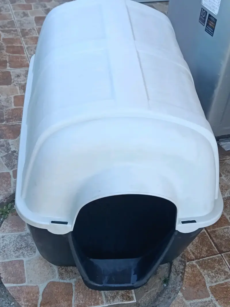 Casa para perro grande de plástico resistente - 2