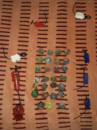 Beyblades burst +  lanzadores - miniatura 4