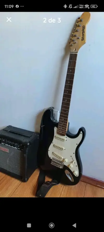 Guitarra eléctrica Scorpion con amplificador - miniatura 1