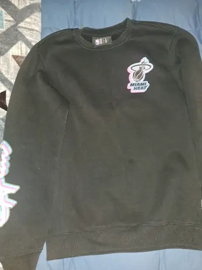 Polerón NBA Miami Heat Negro Talla L - miniatura 1
