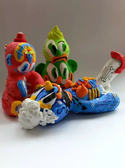 Figuras de arte coloridas. - miniatura 4
