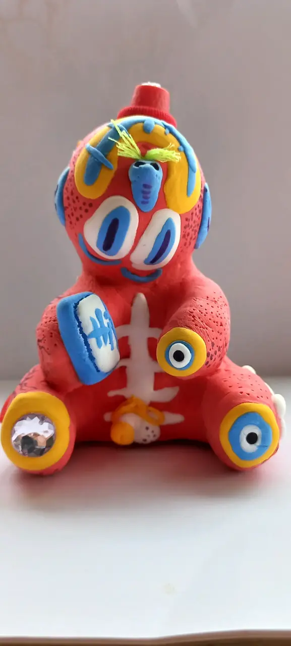 Figuras de arte coloridas. - 6