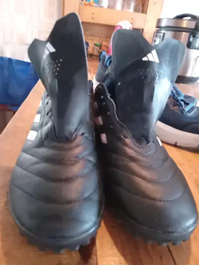 Zapatillas de fútbol Adidas negras para césped - miniatura 1
