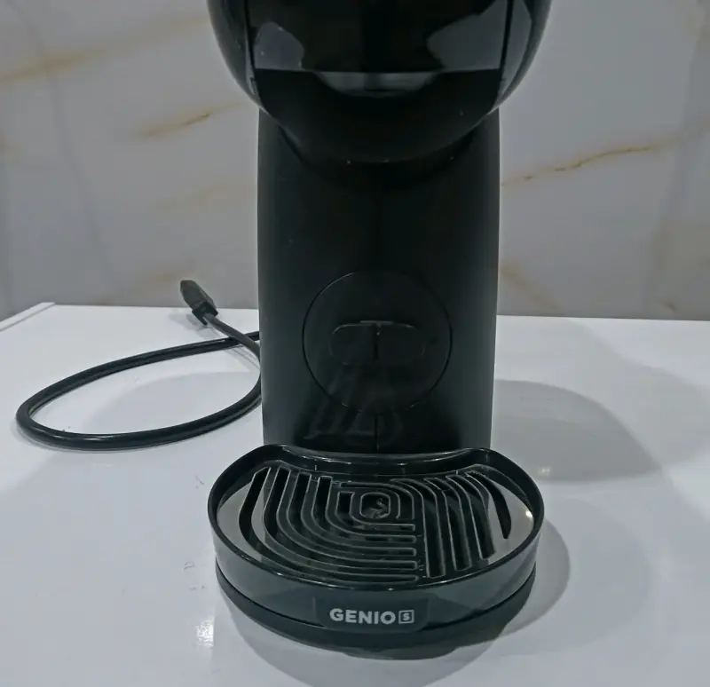 Cafetera Dolce Gusto Genio S Negra - 4
